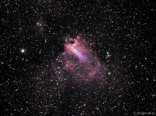 <h5>M17 Omega Nebula (Swan Nebula)</h5>