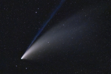<h5>C/2020 F3 (Comet Neowise)</h5>