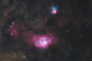 <h5>Lagoon and Trifid Nebulae</h5>